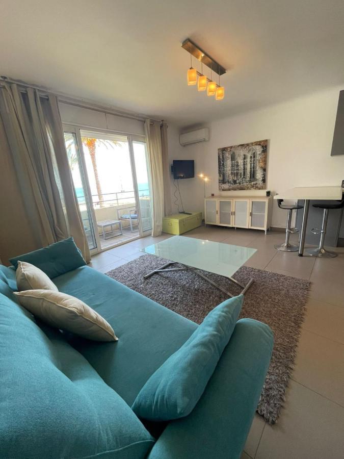 Fully Equipped Beachfront Studio In The Heart Of The City Center Bd Leclerc 앙티브 외부 사진